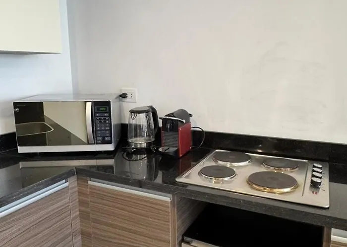 Apartment Blue Oasis G Cribs 8 Mins From Marina, *